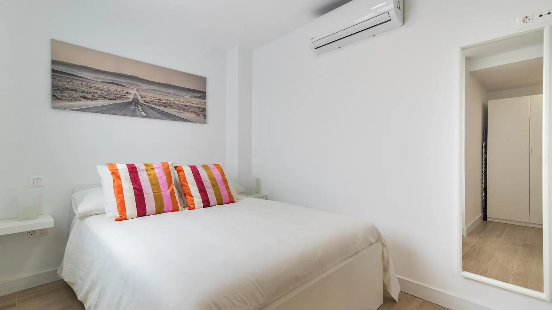 Home2Book Chic Attic City&Beach Views Las Palmas Hiszpania