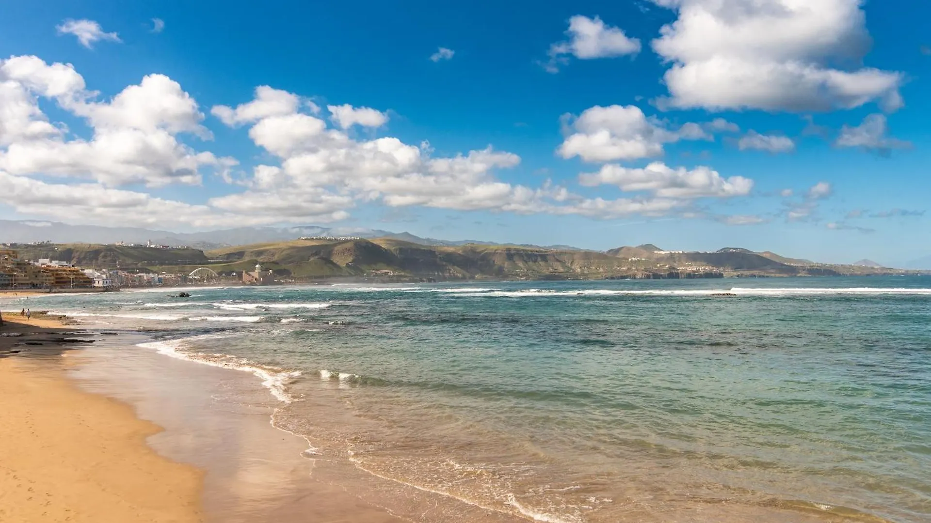 Home2Book Chic Attic City&Beach Views Las Palmas