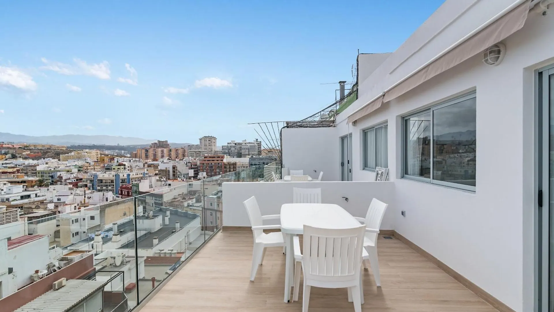 Home2Book Chic Attic City&Beach Views Las Palmas Apartament Las Palmas de Gran Canaria